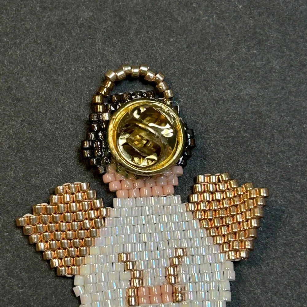 Handmade Angel Pin Delica Beads Swarovski Crystals Faceted Glass NWOT‎